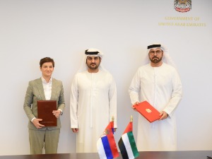 Брнабићева и министар за кабинетске послове УАЕ потписали Меморандум о размени искустава