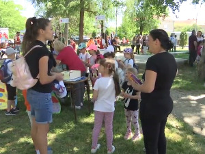 Ђаци великог срца из нишког села Чокот