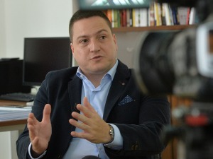 Ружић: Модел наставе ће се прилагођавати због дојава о бомбама у школама, неће бити радне суботе