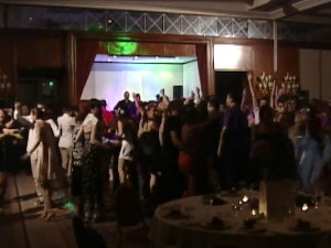 Матурско вече само што није, ко треба да брине и чува децу на прославама