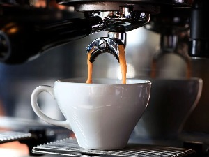 Италијански кафић кажњен са 1.000 евра због цене еспреса