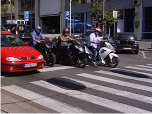 Све више двоточкаша на путевима, како избећи несреће 