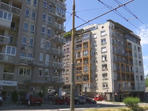 Само осам мама у Београду затражило субвенцију за куповину стана – процедура сложена, услови строги