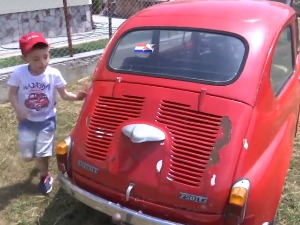 Како су Флојд и "Национална класа" утицали на формирање вероватно најмлађег југоносталгичара код нас и у региону