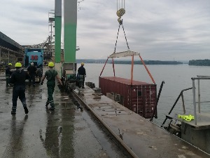 Рекордна заплена – чак 50 тона цигарета откривено у луци Прахово