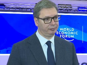 Вучић из Давоса за РТС: Не водимо ни проруску, ни прозападну, већ своју политику