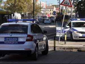 Судар два аутомобила, камиона и аутобуса код Рушња, двоје повређених