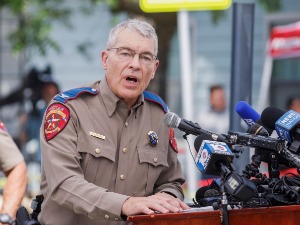 Шеф Одељења за јавну безбедност Тексаса: Реакција полиције у Увалдеу је била погрешна