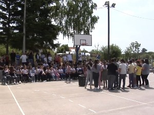 Викенд дружења деце из околине Србице са вршњацима из Каоника