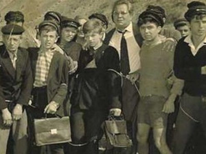 Прозван је и V-3