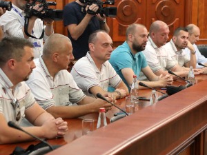 Радници "Фијата" одлажу протесте, премијерка следеће недеље у Крагујевцу