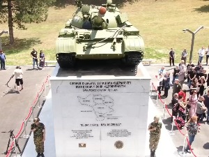 Лесковац, откривен споменик погинулим припадницима моторизоване бригаде "Цар Душан Силни"