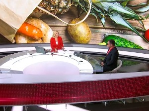 Колико је безбедна храна и како одабрати незагађено воће и поврће, објашњава професор Момировић
