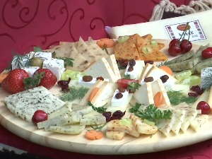  Гастро туризам, пиротски качкаваљ, пеглана кобасица, пица са јагњетином