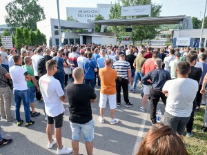 За рад у иностранству до сада се пријавило 30 радника Фијата