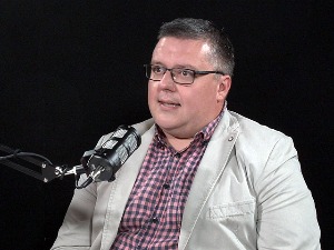 Ненад Радичевић: Виола фон Крамон нема утицаја у партији Ненад Радичевић: Виола фон Крамон нема утицаја у партији
