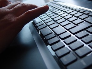 МУП: Дојаве о бомбама упућене из Гамбије, ухапшен осумњичени