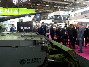 Отворен међународни сајам војне технике у Паризу, изложени производи српских компанија