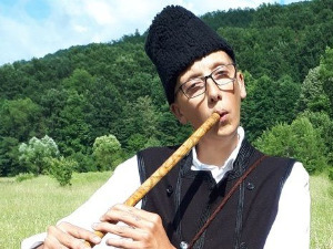 Квадртура круга: Чувар традиције који свира седам инструмената