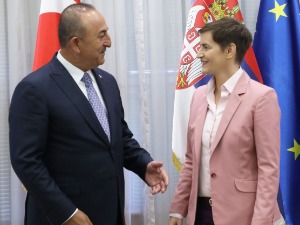 Брнабићева са Чавушоглуом: Важно да економска сарадња две земље расте