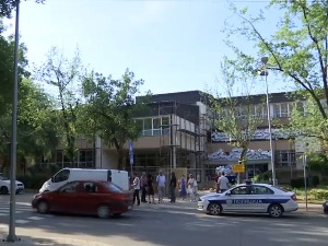 Дојаве о бомбама нису заобишле ни школе са неколико ђака – ко стоји иза њих и шта им је циљ