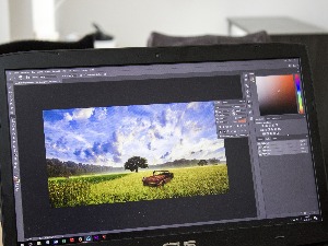 У Канади се тестира бесплатна верзија Фотошопа