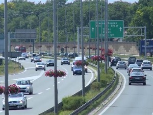 Савети за вожњу током врућина, на шта посебно треба обратити пажњу