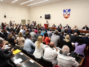 Одборници Скупштине града бирају градоначелника Београда