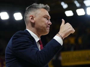 Чешки дуо на прагу Барселоне, реконструкција у "Блауграни"