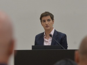 Брнабић: Радници "Фијата" изабрали улицу уместо преговора