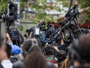 За четири националне фреквенције конкурисало 14 телевизија