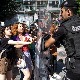 Полиција у Истанбулу спречила одржавање Параде поноса, десетине приведене Полиција у Истанбулу спречила одржавање Параде поноса, десетине приведене