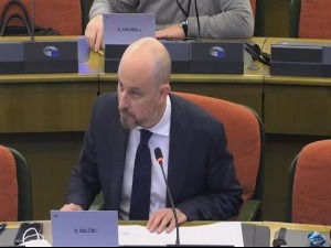 Билчик: Србија ће наредних недеља и месеци бити суочена са важним одлукама