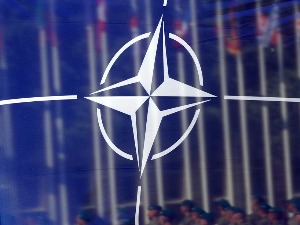 Столтенберг на самиту НАТО-а најавио пакет помоћи Украјини