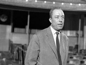 Алберт Ками на сцени Театра Антоан 