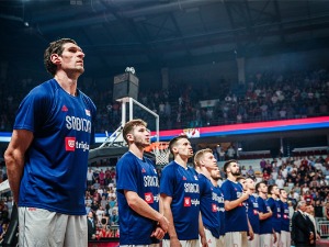 "Орлови" приземљени у Риги, болан пораз Србије од Летоније