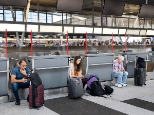 Хаос на европским аеродромима – путници остају без летова и без кофера