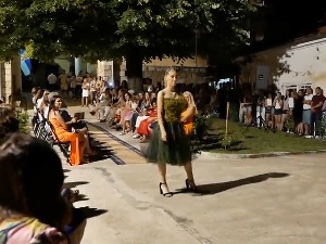 Како до свог места у свету високе моде стижу модни дизајнери из малих средина?