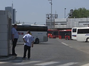 Године пролазе, трошкови расту – још се не зна када ће се преселити главна аутобуска станица