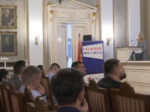 Ни после годину дана факултети нису усагласили статуте са Законом о студентском организовању