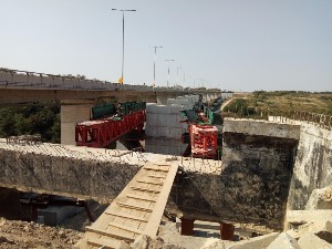 Путеви Србије демантују да је мушкарац пропао кроз надвожњак у изградњи