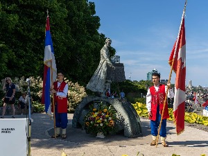 Први Трг Николе Тесле у Северној Америци
