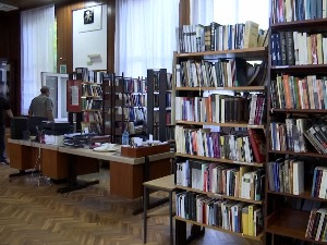 Љишка библиотека добија име нашег савременог песника