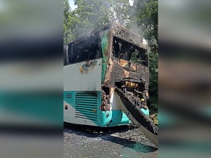 Запалио се аутобус на Ибарској магистрали