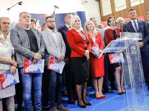 Уручени уговори за пројекте повећања енергетске ефикасности у 38 градова и општина