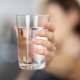 Koliko čaša vode treba danas da popijete i zašto ona ne sme da bude ledena
