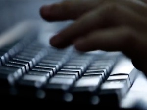 Преваре, манипулације, увреде – која су најчешћа кривична дела на интернету