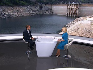 Ђердап у регуларном режиму, механизација стиже да "отчепи" Чортановце и Аранкину аду за пловидбу