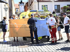 Друштвене мреже као убице политике: Феномен Алмедалена и јава после шведског сна Друштвене мреже као убице политике: Феномен Алмедалена и јава после шведског сна