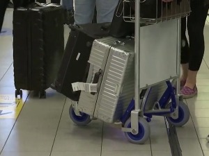 Стигли сте на одредиште, а кофера нема – шта се догађа са изгубљеним пртљагом на аеродрому